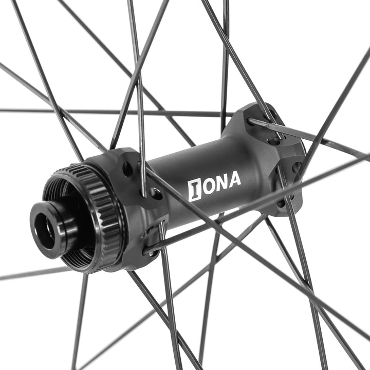 Close-up of Iona S hub with star ratchet freehub body