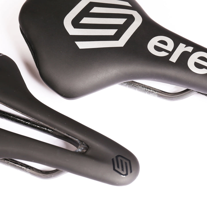 Genus CC Pro saddle black